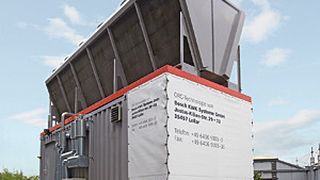 Bild 1: ORC-Anlagen zur Abwärmenutzung lassen sich auch auf der Grundfläche eines 20-Fuß-Standardcontainers unterbringen. (Bild: Bosch KWK Systeme)