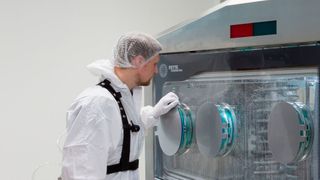 The SMEPAC guideline requires that containment performance is not only ensured and validated during operation but also during cleaning, conversion, and maintenance.  (Source:Fette Compacting)