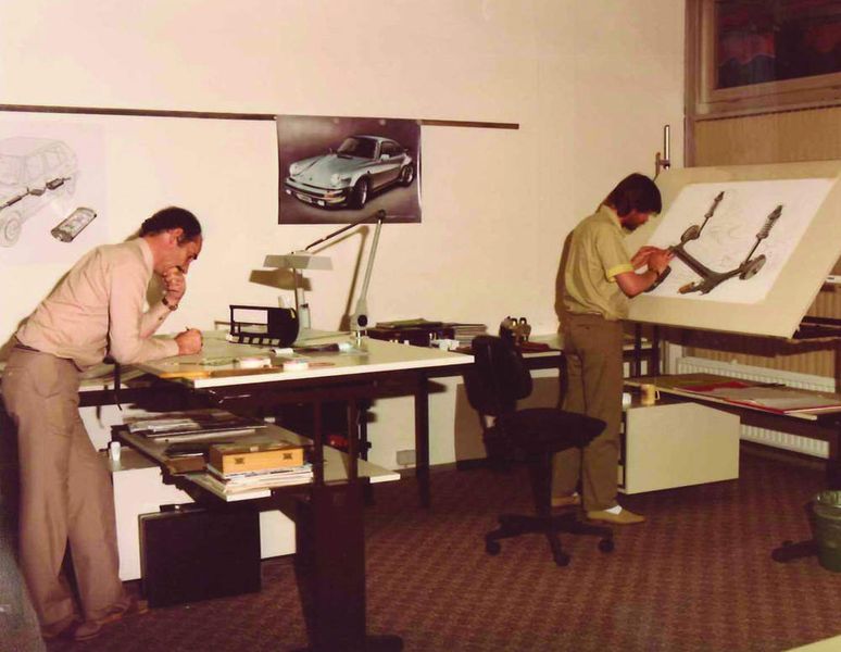 In den 70er Jahren mussten Konstrukteure noch ohne Computer auskommen. (Archiv: Vogel Business Media)