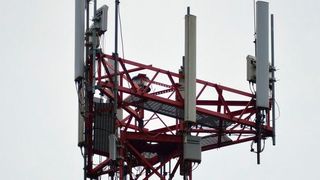 Campusnetze auf Mobilfunkbasis (später 5G) sollen in der der digitalen Fabrik eine wichtige Rolle spielen.  (Bild: Pixabay)