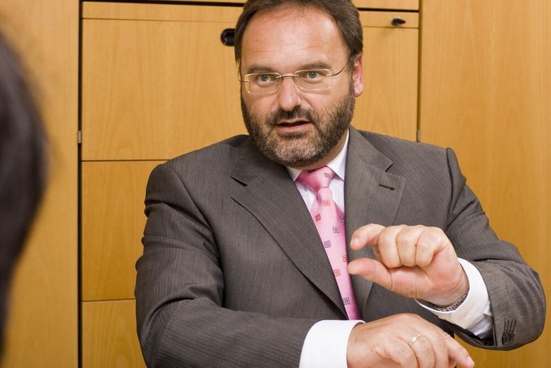 Wolfgang Horn, Geschäftsführer der Zeppelin Silos & Systems: „Ein wesentlicher Erfolgsfaktor ist, die Kunden so nah wie möglich vor Ort zu bedienen.“ (Archiv: Vogel Business Media)