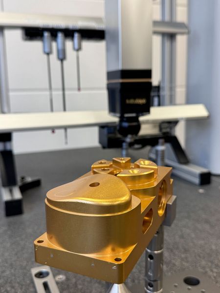From digital planning to physical verification: the machined component prepared for inspection on the CMM. (Source: Mitutoyo )