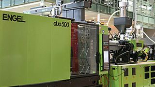 Für Engel-Großspritzgießmaschinen übernimmt Mitsubishi Heavy Industries Plastic Technology den Vertrieb in Japan. Bild: Engel (Archiv: Vogel Business Media)