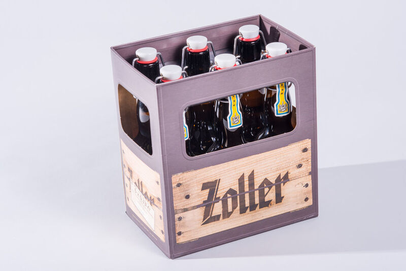 Die Gewinner der Kategorie Warenpräsentation: „Sixpack Kistle“, eingereicht von Brauerei Zoller-Hof, hergestellt von Boli-Verpackungen. Sixpack-Kiste für außergewöhnliche Warenpräsentation. Aufmerksamkeitsstark und funktional. (AndreasRiedel.com)