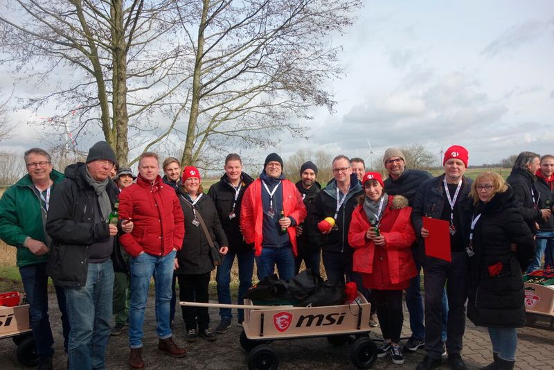 Team MSI und Team AGANDO 1 (Vogel IT-Medien GmbH)