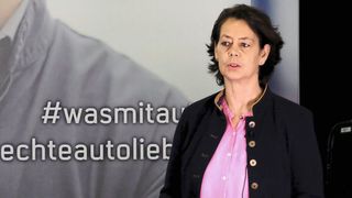 Präsidentin Nina Eskildsen informierte über die Lage der Betriebe im Kfz-Landesverbandes Schleswig-Holstein. (Holger Zietz)