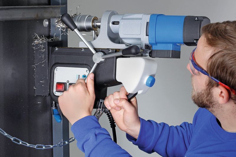 Leichter und handlicher sind die neuen Magnet-Kernbohrmaschinen von BDS. (Bild: BDS)