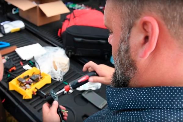 US-Armee und Marines entwickeln gemeinsam ein System, mit dem sich Drohnen auf einem 3D-Drucker bedarfsgerecht binnen 24 Stunden herstellen lassen.  (Bild: David McNally, army.mil)