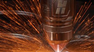 Hypertherm bringt mit dem X-Definition-Schneiden, das mit der neuen Anlage XPR300 angeboten wird, dem Plasmaschneiden einen bisher unerreichten Qualitäts- und Funktionsschub. (Hypertherm)