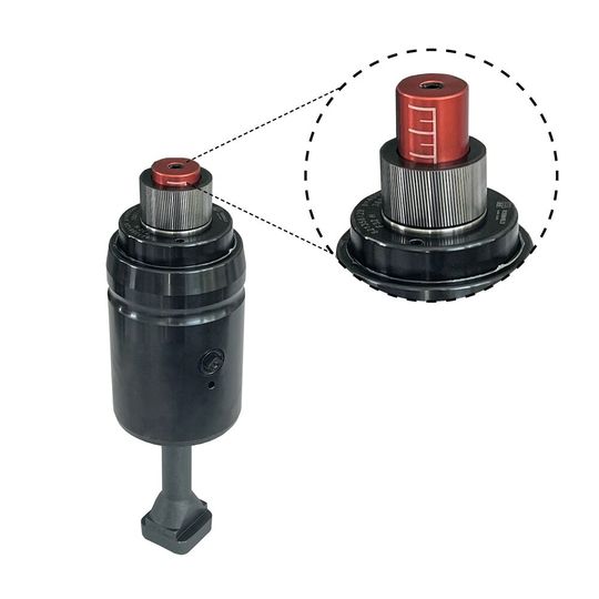 Die neue Hohlkolben-Spannvorrichtung «Flex-Typ» lässt sich stufenlos über 30 mm an unterschiedliche Spannkantenhöhen anpassen und zeigt den eingestellten Spannbereich über eine Skala.(Bild:  Roemheld)