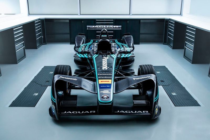 Mit dem Jaguar I-Type 1 starten die Engländer schon am 9. Oktober in die nächste Saison. (Jaguar)