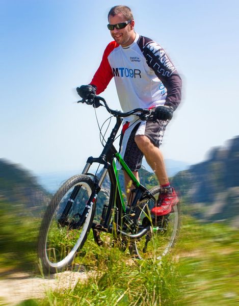 Der Streetstepper ist wie wie geschaffen für Wald- und Forstwege, aber auch für ...  (Bild: Streetstepper GmbH)