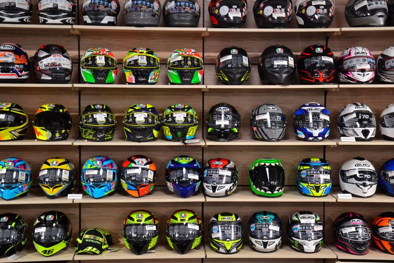 … zur Zubehörpräsentation,  …  (Bild: Michel/»kfz-betrieb«)