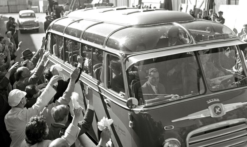 1958 baut ZF seinen ersten Produktionsstandort außerhalb Europas auf. Im Bild: Die Abreise der neun ZF-Mitarbeiter nach Brasilien am 13. April 1959. (Bild: ZF Friedrichshafen)