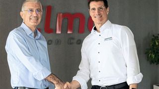 Bosch Rexroth übernimmt Elmo Motion Control. Handshake zwischen Thomas Fechner (rechts), Leiter des Bosch-Rexroth-Produktbereichs Automation and Electrification Solutions und Haim Monhait, Gründer und Inhaber von Elmo Motion Control. (Bild: I. Avshalom Shilian)