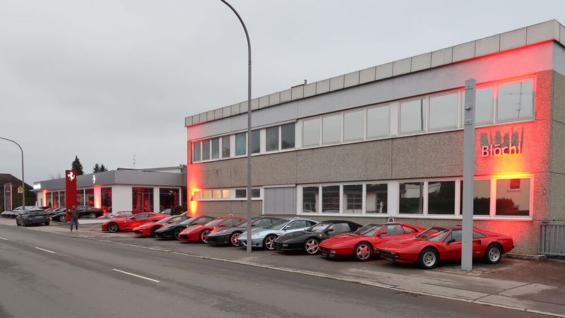 Werkstatt und Verwaltung des Autohauses sind in diesem Gebäude untergebracht. (Bild: Diehl – VCG)