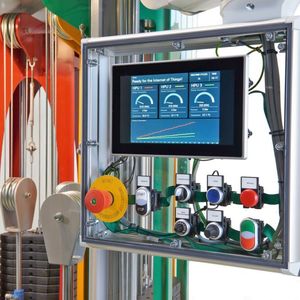 Ein effizientes Hydrauliksystem benötigt nicht nur einen drehzahlgeregelten Antrieb, sondern auch ein entsprechendes Managementsystem, sodass sich der Endkunde unabhängig vom Standort einen aktuellen und detaillierten Überblick über alle Daten verschaffen kann.