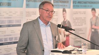 Horst Haese verkündete eine gute Entwicklung der Ausbildungszahlen. (Bild: Zietz)