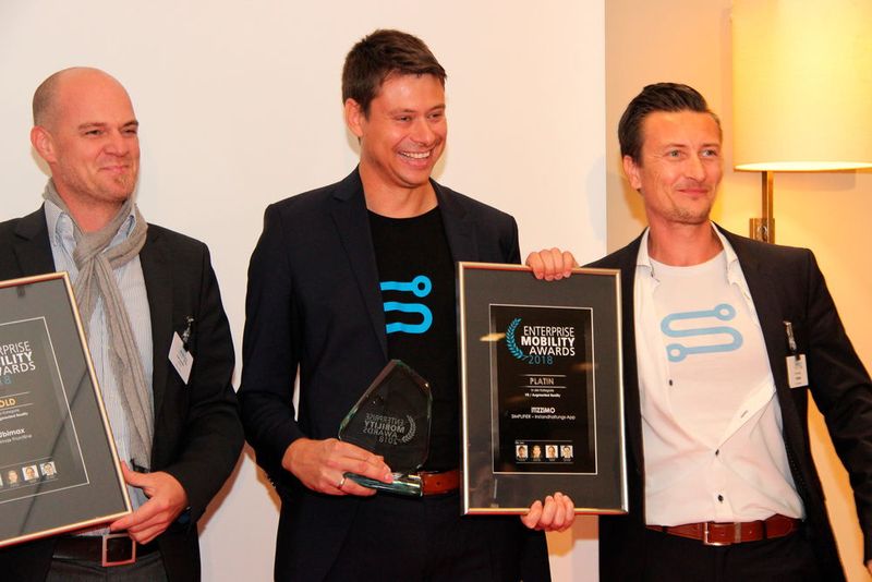 Strahlende Award-Gewinner in der Kategorie „VR/AR“: iTiZZiMO (l.) und Ubimax  (Vogel IT-Medien GmbH)