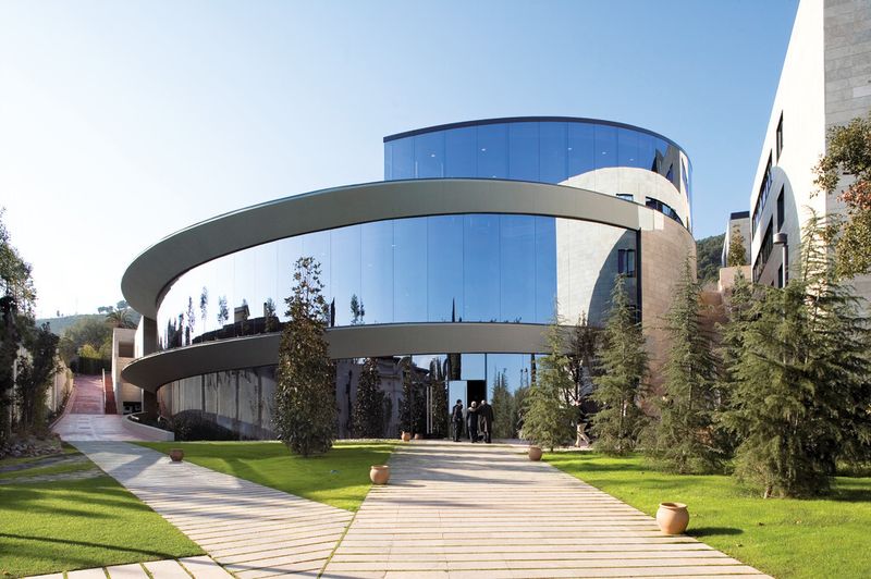 IESE: die Abkürzung des 1958 in Spanien gegründeten „Instituto de Estudios Superiores de la Empresa“ (Bild: IESE Business School)