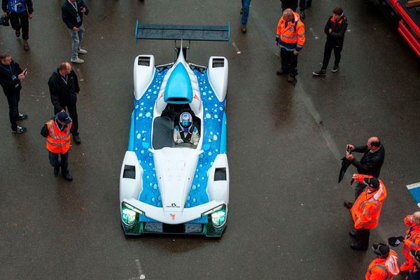 Zwei Elektromotoren des Green GT H2 generieren bei 13.500 U/min eine Leistung von insgesamt 544 PS. (Michelin)