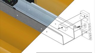 „Guidefast“ nennt sich eine flinke Rinne für Hallenkrane: Die einfach installierbare Führungsrinne für Energieketten verkürzt deren Montagezeit um bis zu 80%. (Bild: Igus)