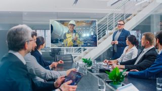 Je besser die Audio- und Videoqualität, desto entspannter ist das Meeting. (© Gorodenkoff - adobe.stock.com)