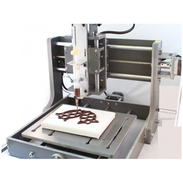 Da läuft einem das Wasser im Munde zusammen: Der Schokoladen-3D-Drucker von Choc Edge. (Bild: Choc Edge)