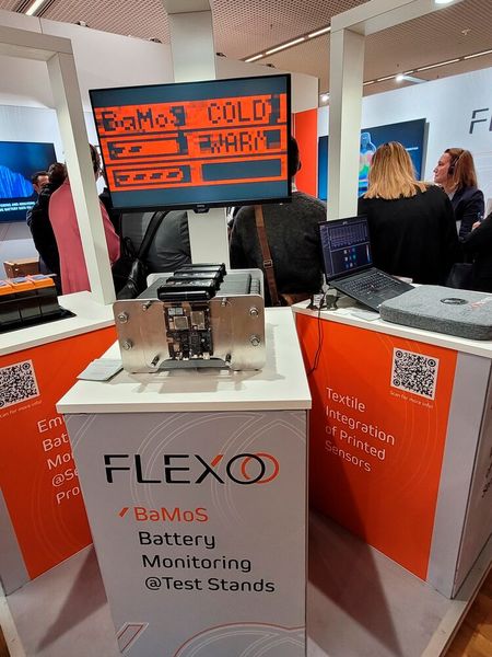 Flexoo brachte 2025 mit BaMoS eine Batterieüberwachungslösung mit nach München, die ultradünne gedruckte Druck- und Temperatursensoren für die Überwachung auf Zellebene nutzt. (Bild: Stefanie Eckardt)