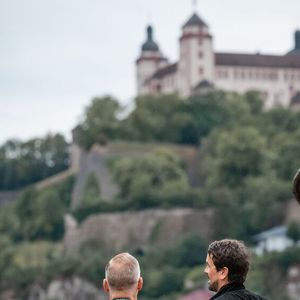Von der Location hat man einen tollen Blick auf die Würzburger Festung.(Bild:  Leonie Eidel)