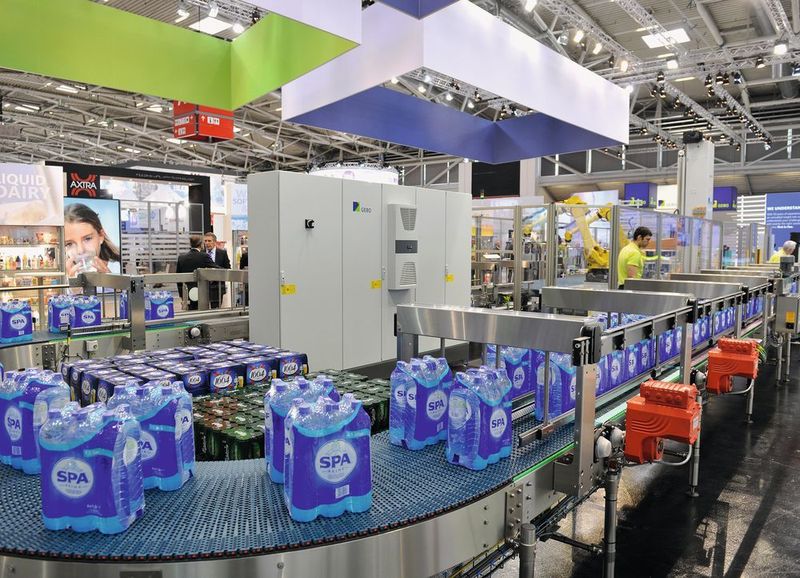 PET-Flaschen sind momentan der Favorit bei der Abfüllung. (Messe München)