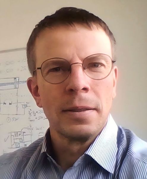 Dr- Ing. Achim Helbig, Entwicklungsleiter Elektrohydrostatische Antriebe (Bild: Eigene Aufnahme)