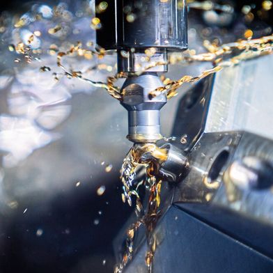 When superfinishing spherical surfaces, rotating tools are used. (Image:Nail)