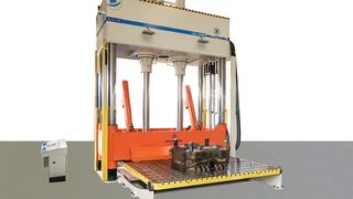 Millutensil has recently manufactured a die and mould spotting press featuring 4.000 mm x 3.000 mm plates, and a clamping force of 500 t. (Millutensil)