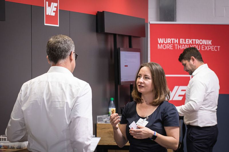 Steckverbinderkongress 2023 Tag 2: Kongress mit Trendthemen von PCF über DC-Steckverbinder, Hybridsteckverbinder, Qualifizierung, Single Pair Ethernet, Hands-on Workshops bis zu 3D-Druck und Konfektionierung. (Bild: Stefan Bausewein)