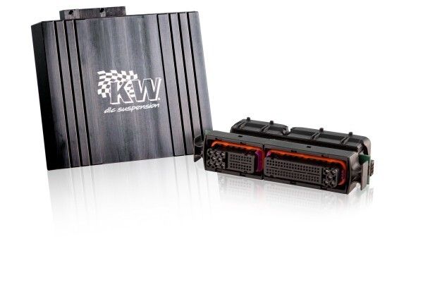 Die schnelle und einfache Installation mit der Bordelektronik des Audi A6 (Baureihe 4G und 4G1) erfolgt über Adapterstecker (KW automotive)