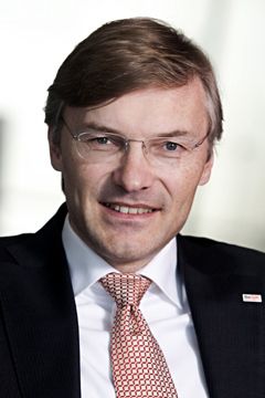 Wolf-Henning Scheider (47) wird künftig unter anderem für Fahrsicherheitssysteme, Starter und Generatoren sowie kleinere elektrische Antriebe verantwortlich sein. (Archiv: Vogel Business Media)