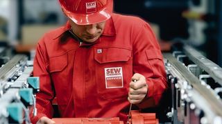 Service rund um die Uhr: Das CDM-Instandhaltungsmanagement macht’s möglich. (Bild: SEW-Eurodrive) Bild: SEW (Bild: SEW-Eurodrive)