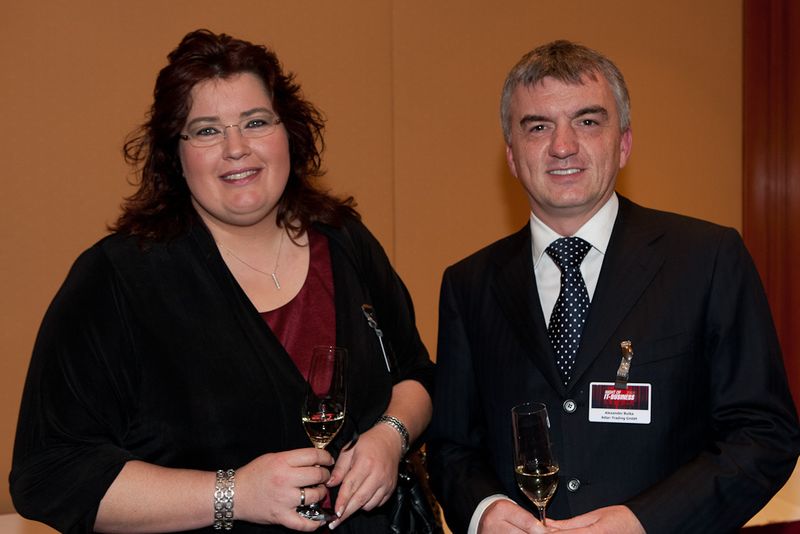 Tanja Link (v.l.) und Alexander Bulka von 4StarTrading (Archiv: Vogel Business Media)