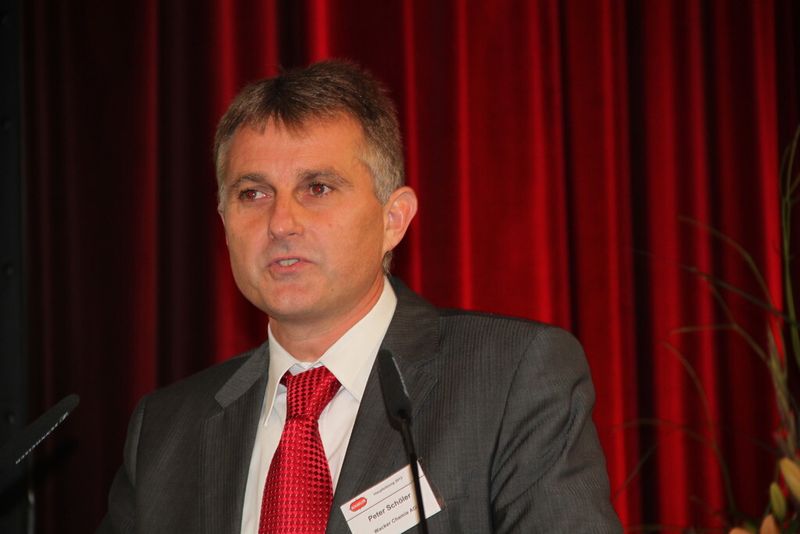 Peter Schöler von Wacker setzt seit vielen Jahren Comos ein. (Bild: PROCESS)