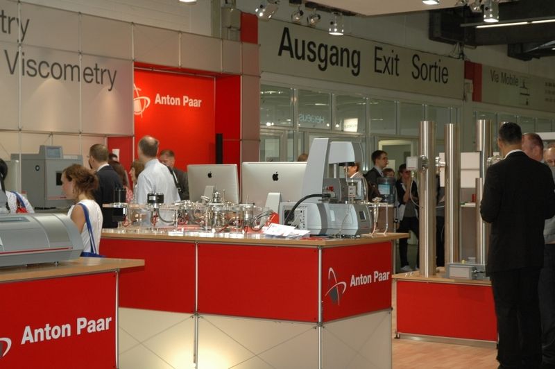 Anton Paar präsentierte auf seinem Stand nicht nur Neuheiten rund um Viskosimetrie, Rheologie und Co. .... (Bild: LABORPRAXIS)