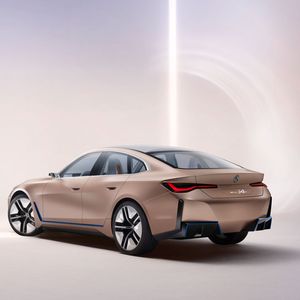 Unter der Haube kommt die fünfte Generation der Münchner E-Antriebstechnik zum Einsatz.(Bild:  markus wendler)