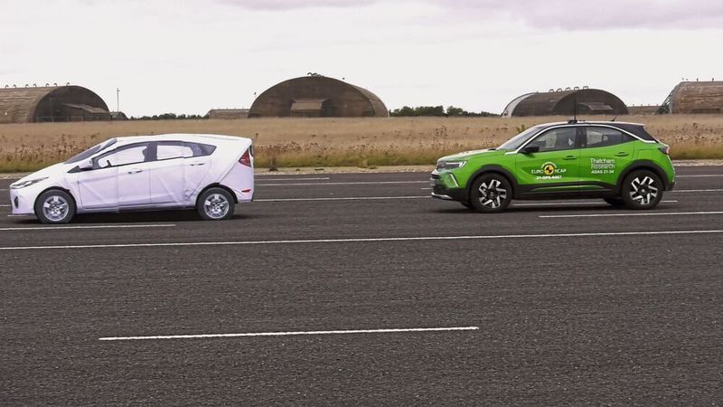 Die Assistenten sollen für den richtigen Abstand zum Vordermann sorgen. (Bild: EuroNCAP)