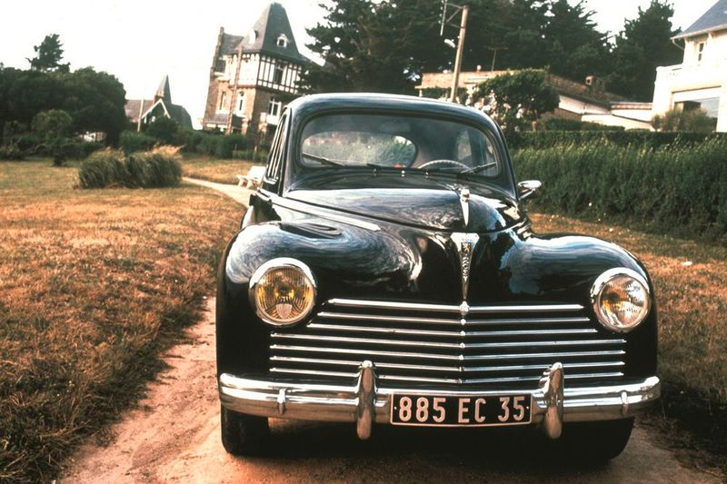 Peugeot 203 Limousine (Bild: Peugeot)