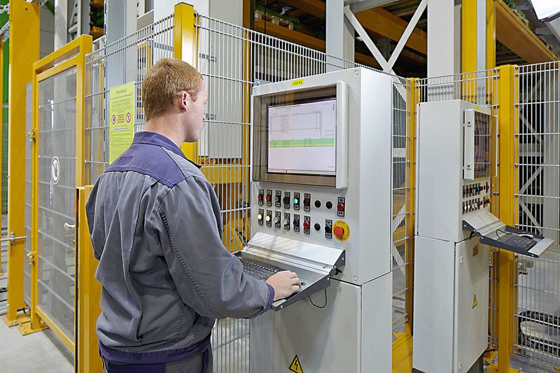 Das Bedienerterminal der Anlage. (Trafö)