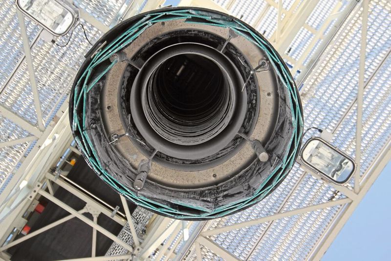 Aufgrund der ausgeprägten Abrasivität des Glasmehls riet Wam zu einer Konfiguration mit Tassen aus Hardox im Innenbalg.  (Bild: WAM )