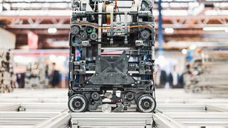Bei der Entwicklung des neuen Bots stand der 3D-Druck im Mittelpunkt des Gesamtdesigns. Am Ende war der Bot fünfmal leichter wie sein Vorgänger.  (Bild: Ocado)