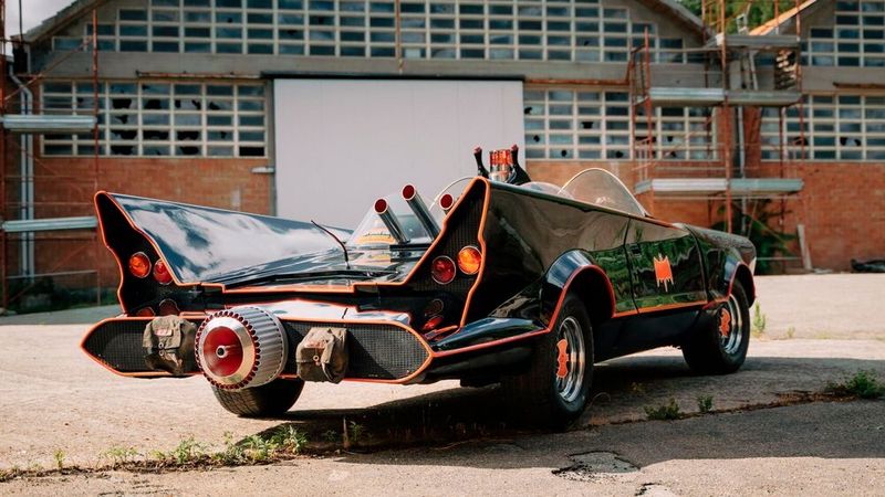 Die Karosserie soll rostfrei sein, weist aber einige Altersspuren auf, wie z. B. kleine Risse und andere auf den Fotos sichtbare Flecken. Der Unterboden ist intakt und weist nur wenige oberflächliche Oxidationsstellen auf. (Bild: Fabio Gentili Innocenti)