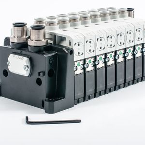 Ein einfaches Werkzeug soll genügen, um die neue Ventilserie Essential Valve System ES05 zu montieren.