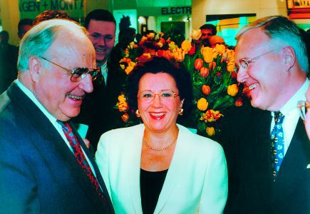 Bundeskanzler Kohl bei den Hartings (Bild: Harting)